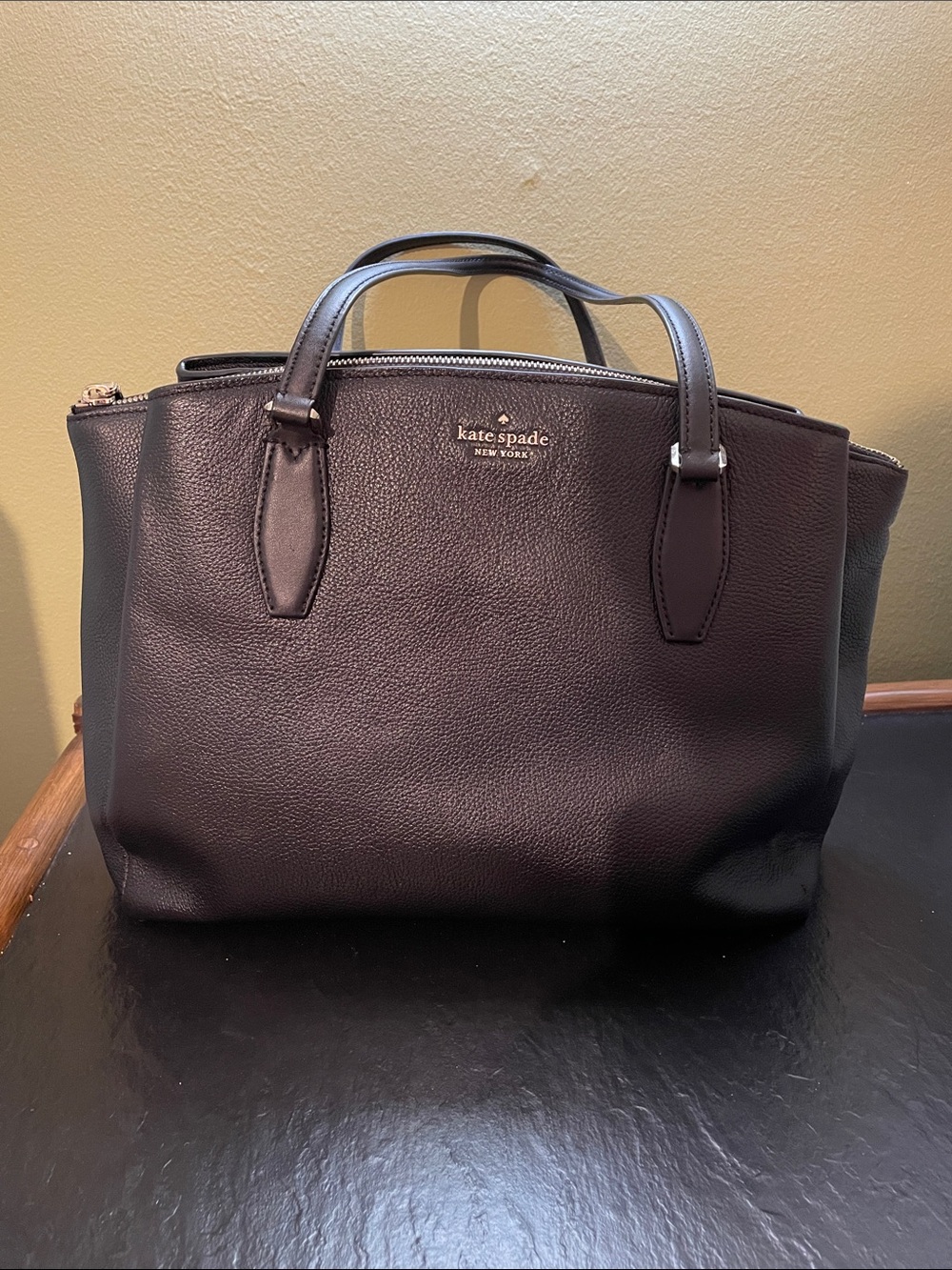 Kate Spade Monet black large compartment leather tote